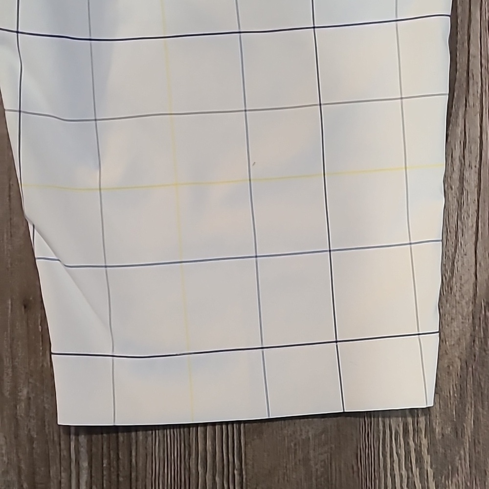 Nike White Plaid Golf Shorts Size 2 - Picture 7 of 11